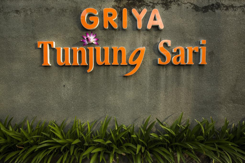 Готель Griya Tunjung Sari Денпасар Екстер'єр фото